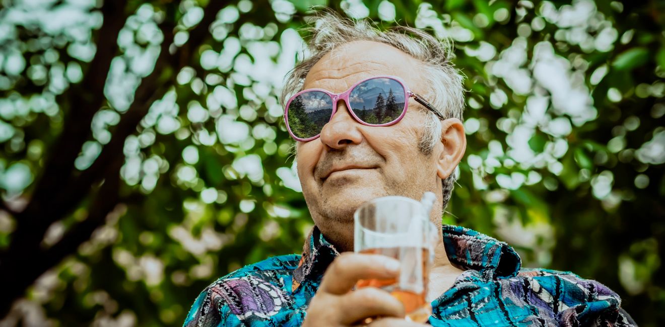 Álcool e Envelhecimento: Impactos do alcoolismo em idosos