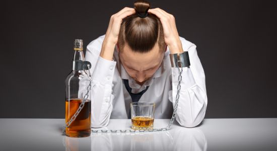 O que é abstinência alcoólica e qual o tratamento?